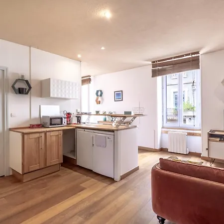 Hypercentre - Proche Parking Gratuit - Fibre - Calme Appartement